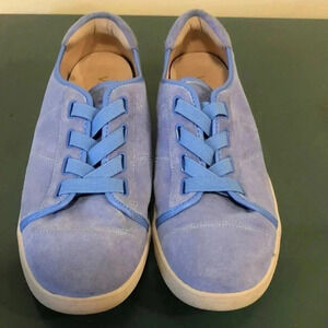 Vionic periwinkle jean suede sneakers